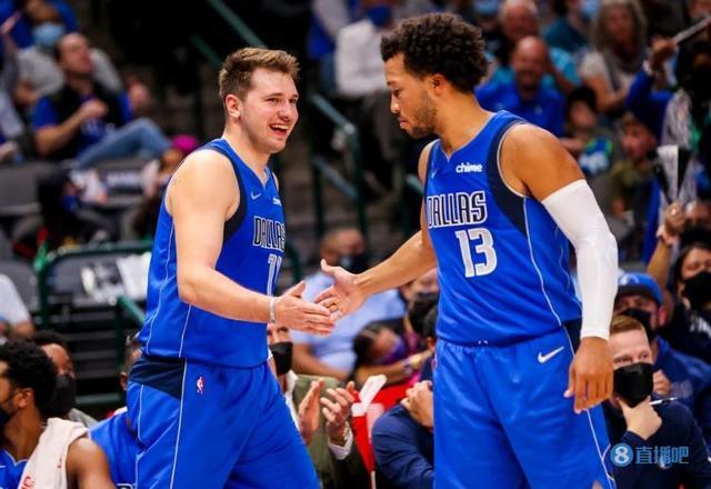 在足球界 在足球界