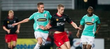 豪取小组赛 豪取小组赛