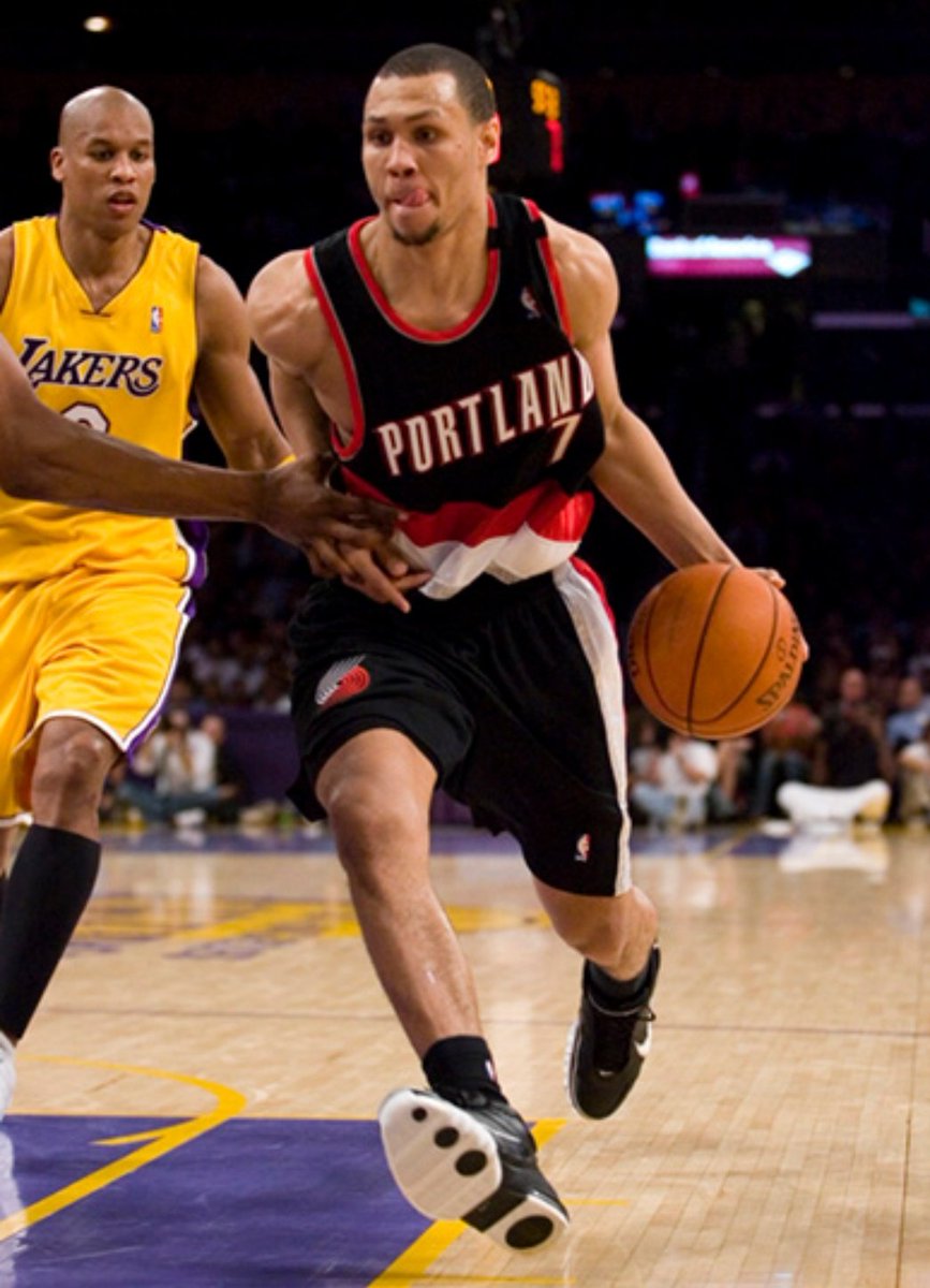 增加了内线 增加了内线