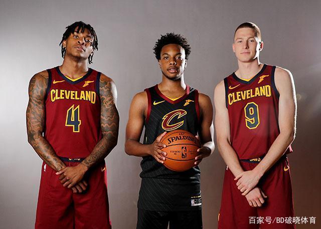 这让她们在 这让她们在