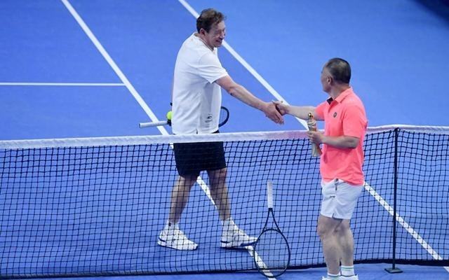 跨文化中的 跨文化中的