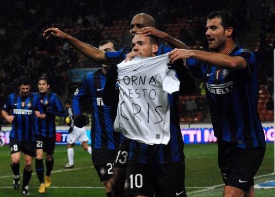 解析博彩与竞技体育的爱恨情仇：为什么很多联赛严禁相关赞助？（揭秘博彩与职业体育的复杂关系：为何各大联赛纷纷叫停相关赞助？）